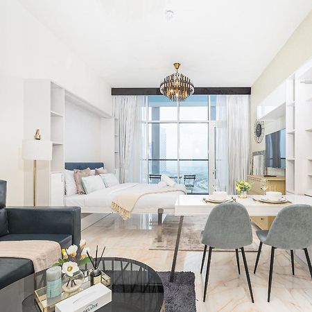 Rate Of The Week Modern Studio With Canal Views By Deluxe Holiday Homes Dubai Exterior photo