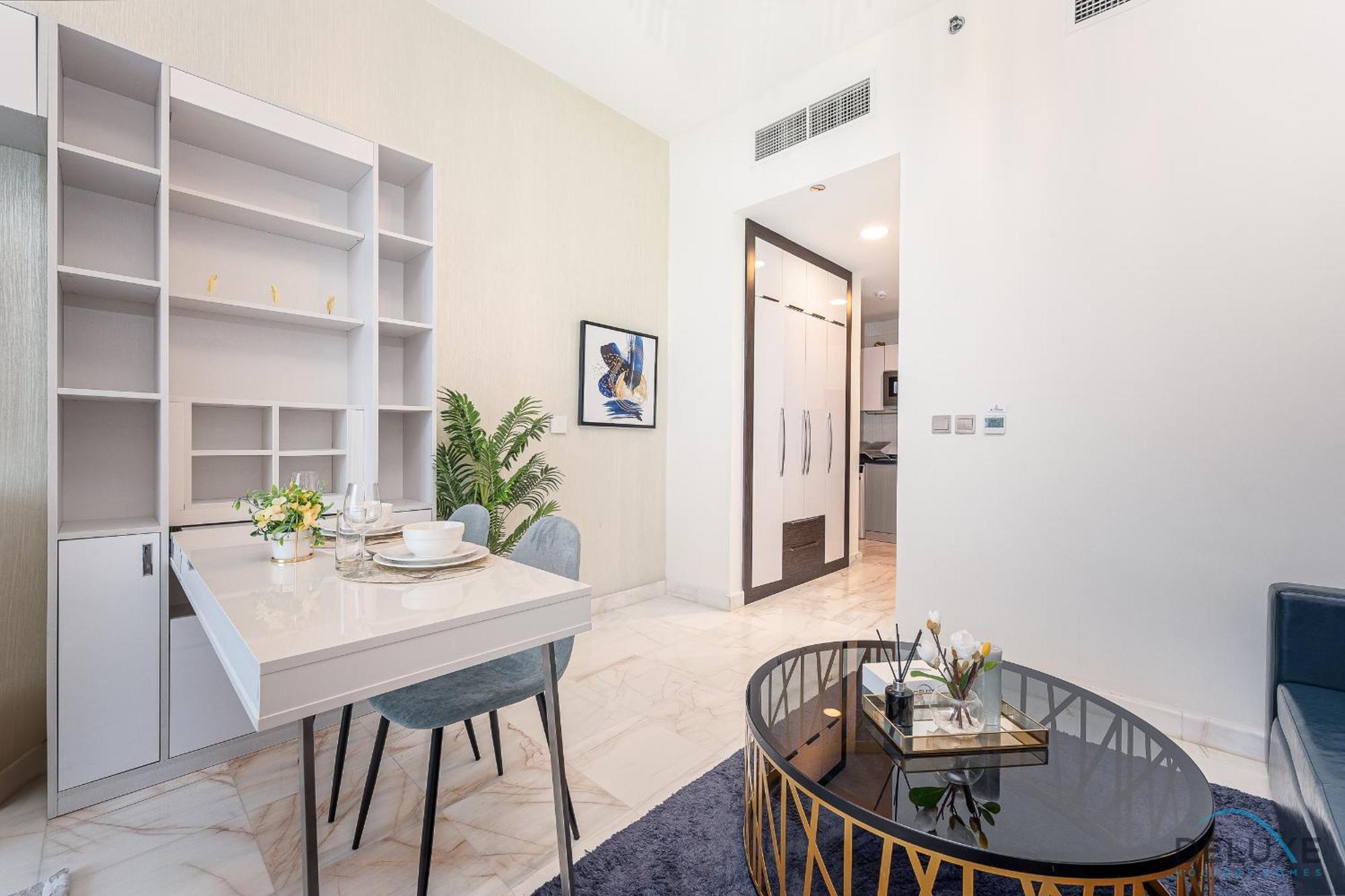 Rate Of The Week Modern Studio With Canal Views By Deluxe Holiday Homes Dubai Exterior photo
