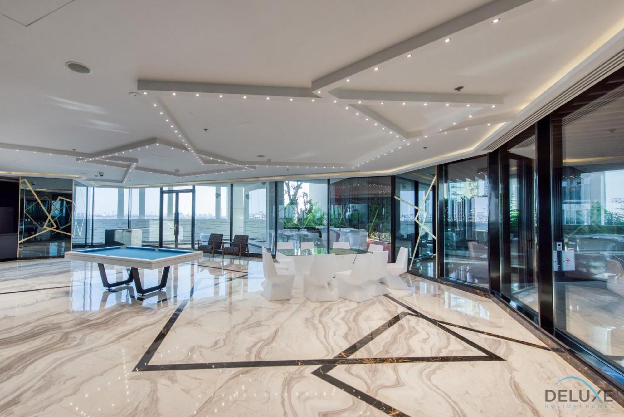 Rate Of The Week Modern Studio With Canal Views By Deluxe Holiday Homes Dubai Exterior photo
