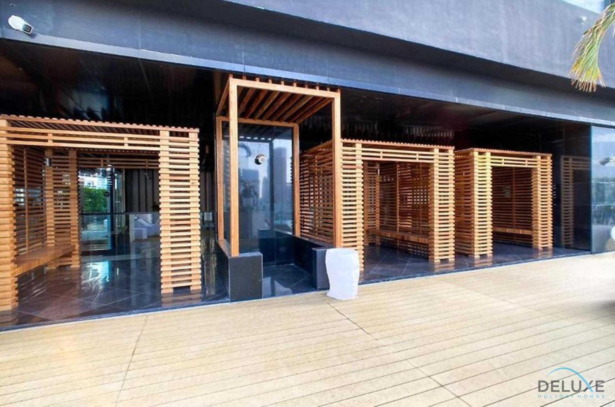 Rate Of The Week Modern Studio With Canal Views By Deluxe Holiday Homes Dubai Exterior photo
